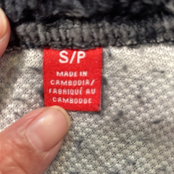 Airwalk plush half zip pullover - Picture 8 of 8